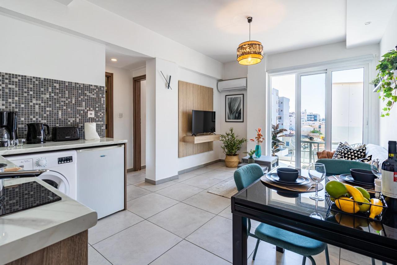 Made With Love 1-Br Apt By Finikoudes Beach Larnaca Zewnętrze zdjęcie