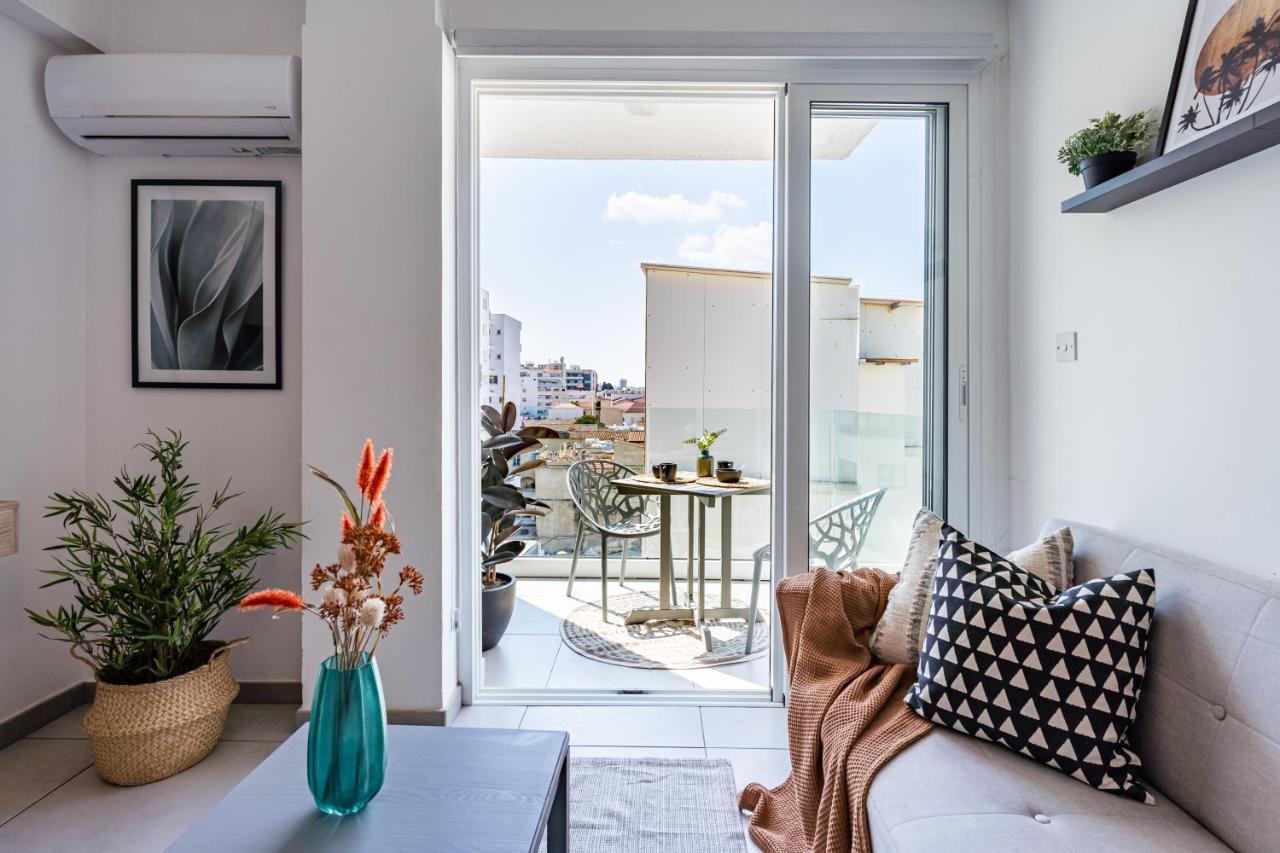Made With Love 1-Br Apt By Finikoudes Beach Larnaca Zewnętrze zdjęcie
